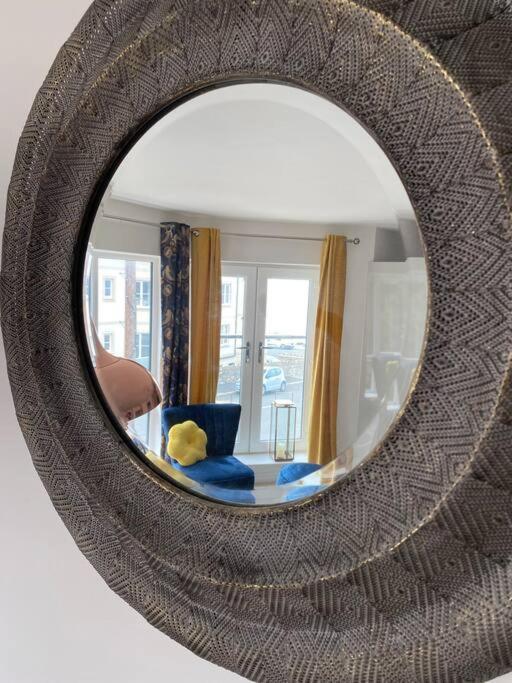 Luxury Modern 1Bed Sea View Apartment Рос-он-Сі Екстер'єр фото