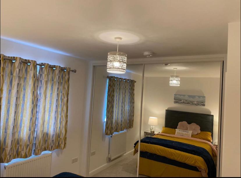 Luxury Modern 1Bed Sea View Apartment Рос-он-Сі Екстер'єр фото
