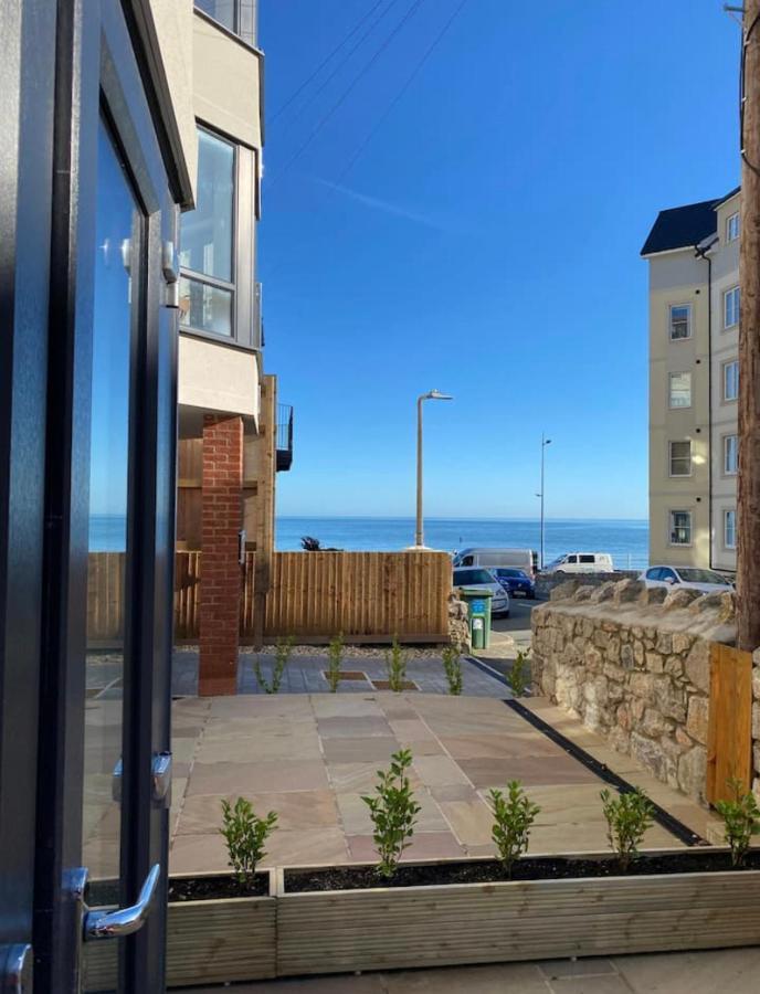 Luxury Modern 1Bed Sea View Apartment Рос-он-Сі Екстер'єр фото